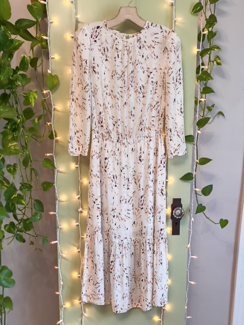 Women's A New Day Cream Neutral Tiered Semi Sleeve Puff Shoulder Dress XS